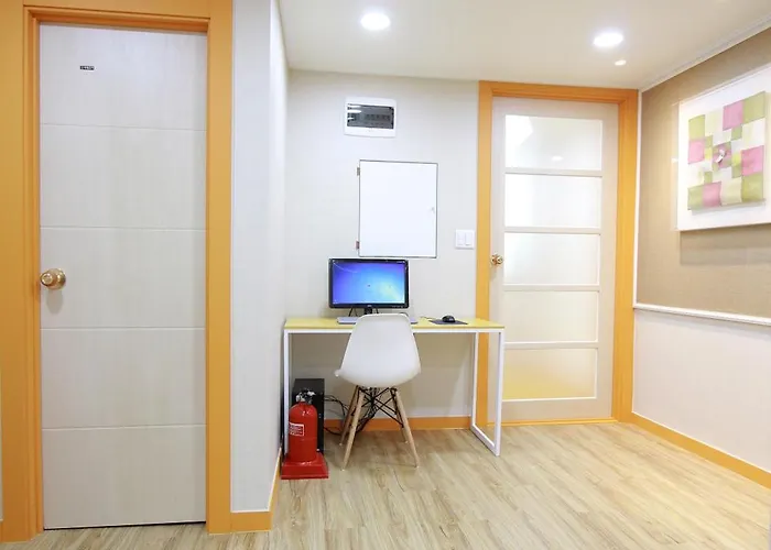 Hongdae Cocoonstay - Women Only 女性專用 Alloggio in famiglia Seul